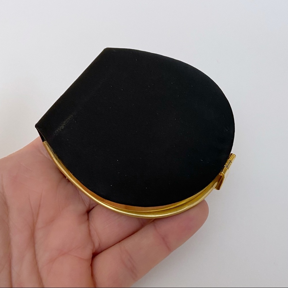 Vintage Black Satin Golden Damascene Floral Bird Appliqué Powder Mirror Compact - Picture 5 of 8